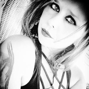 Meet your Posher, Kelli